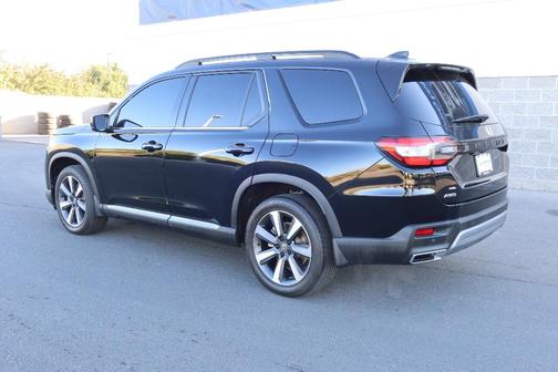 2023 Honda Pilot Touring