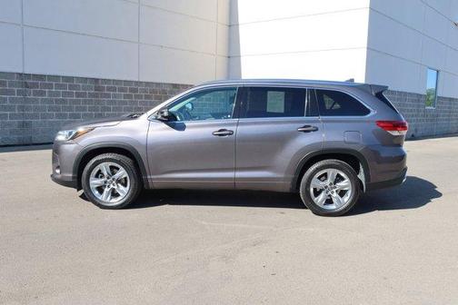 2017 Toyota Highlander Limited