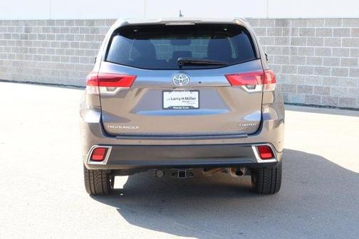 2017 Toyota Highlander Limited