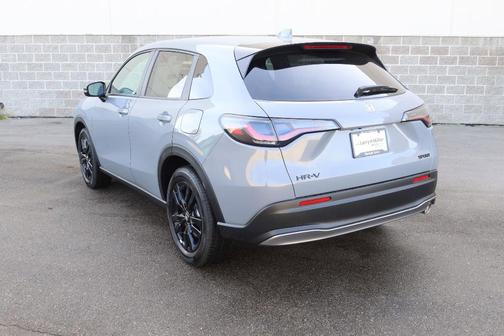 Urban Gray Pearl 2027 Honda HR-V Sport