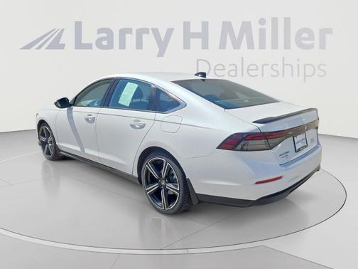 Platinum White Pearl 2023 Honda Accord Hybrid Sport