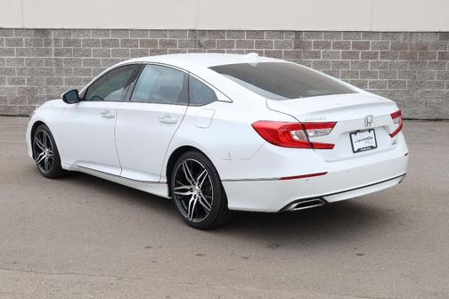 2022 Honda Accord Touring 2.0T