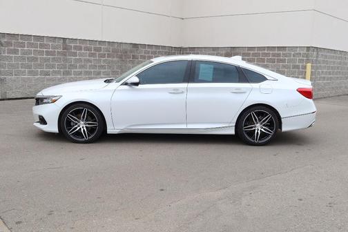 2022 Honda Accord Touring 2.0T