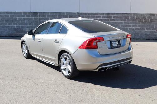 2015 Volvo S60 T5 Platinum