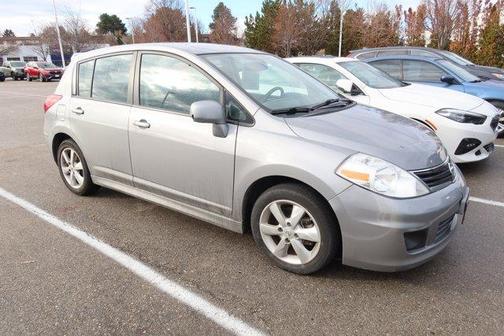 2012 Nissan Versa 1.8 SL
