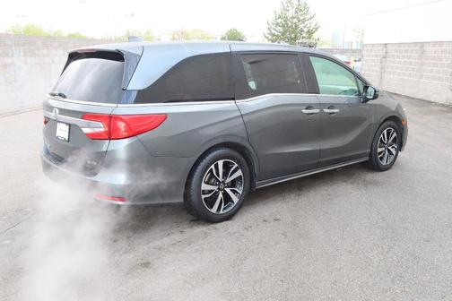 Green 2018 Honda Odyssey Elite