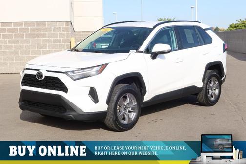 2022 Toyota RAV4 XLE