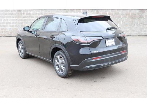 Crystal Black Pearl 2026 Honda HR-V LX