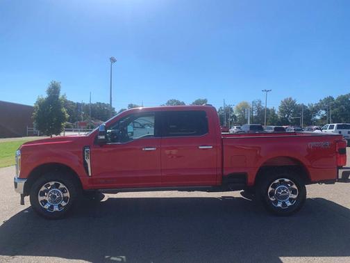 2023 Ford F-350 Lariat