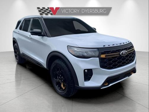 Space White Metallic 2026 Ford Explorer Tremor