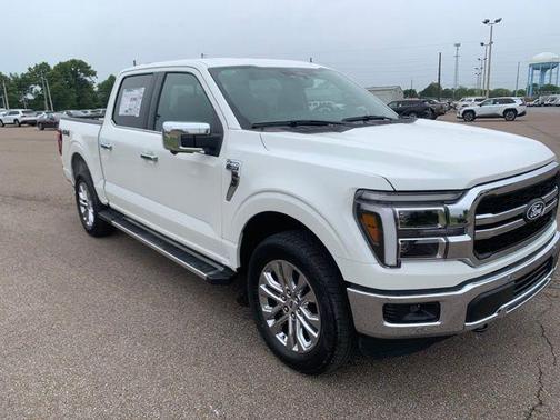 Star White Metallic Tri-Coat 2026 Ford F-150 Lariat