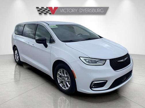2025 Chrysler Pacifica L