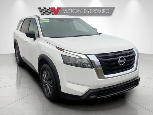 2025 Nissan Pathfinder S 4WD