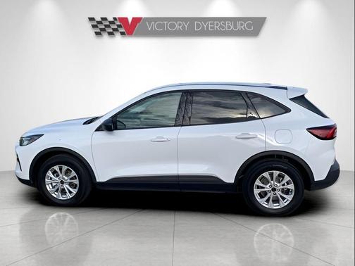 Oxford White 2025 Ford Escape Active