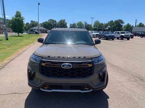 Marsh Gray 2026 Ford Explorer Tremor