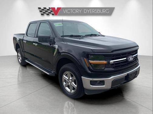 Black Metallic 2025 Ford F-150 XLT