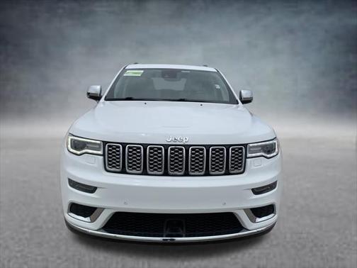 2020 Jeep Grand Cherokee Summit