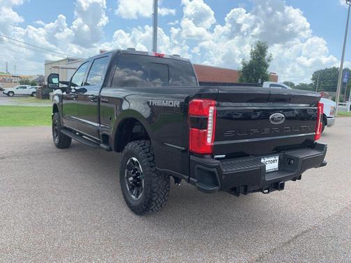 2025 Ford F-250 Lariat