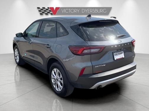 Gray Metallic 2025 Ford Escape Active