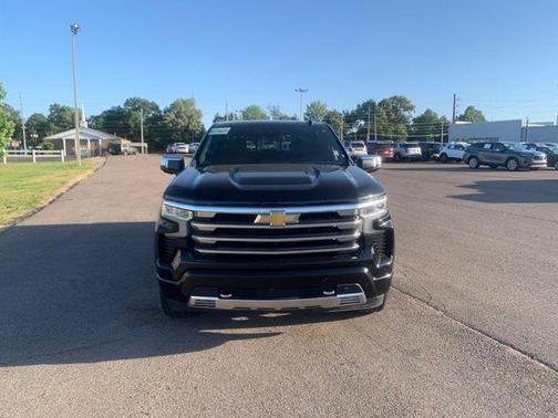 Black 2023 Chevrolet Silverado 1500 High Country