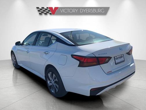 2022 Nissan Altima S FWD