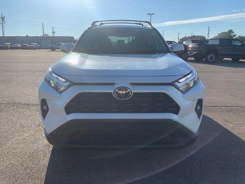 2025 Toyota RAV4 Hybrid XLE Premium
