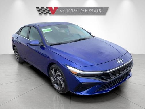 2025 Hyundai ELANTRA SEL