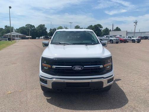 Oxford White 2026 Ford F-150 XLT