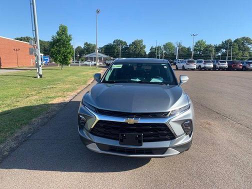 metallic aluminum 2025 Chevrolet Blazer 2LT
