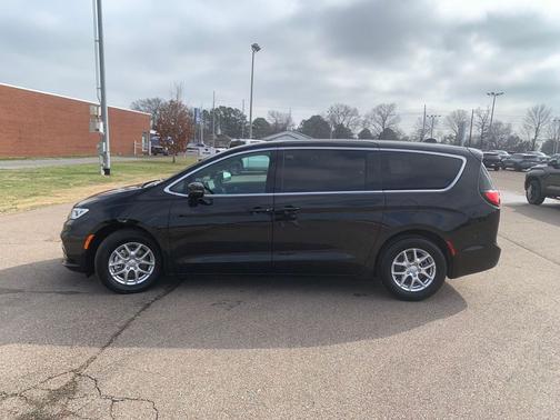 2025 Chrysler Pacifica L