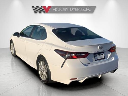 Ice Cap 2024 Toyota Camry SE