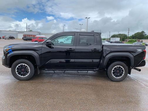 Black 2024 Toyota Tacoma TRD Sport