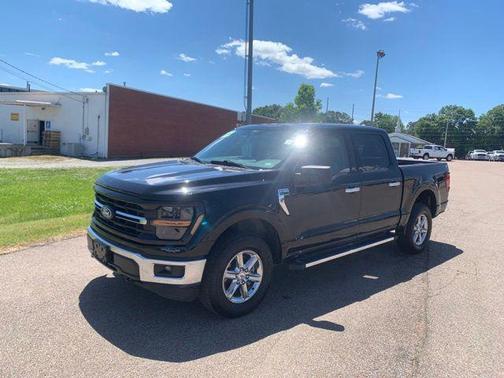 Black Metallic 2025 Ford F-150 XLT