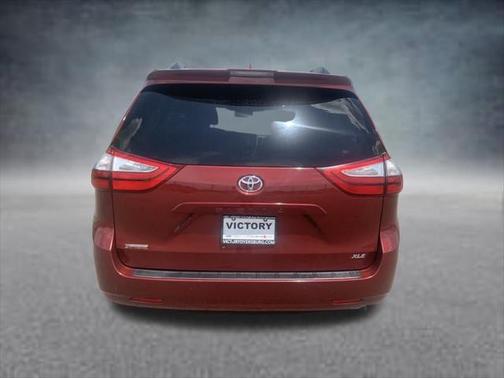 2018 Toyota Sienna XLE Premium