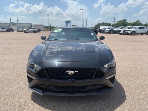 2023 Ford Mustang GT Premium