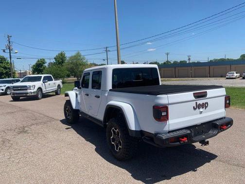 Bright White Clearcoat 2021 Jeep Gladiator Rubicon