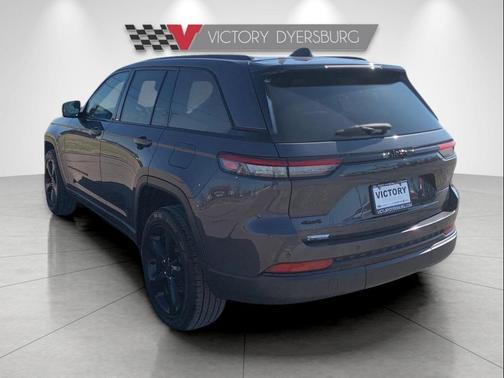 2022 Jeep Grand Cherokee Altitude