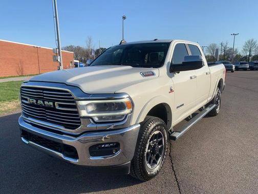 2021 RAM 2500 Laramie Crew Cab 4x4 6'4' Box
