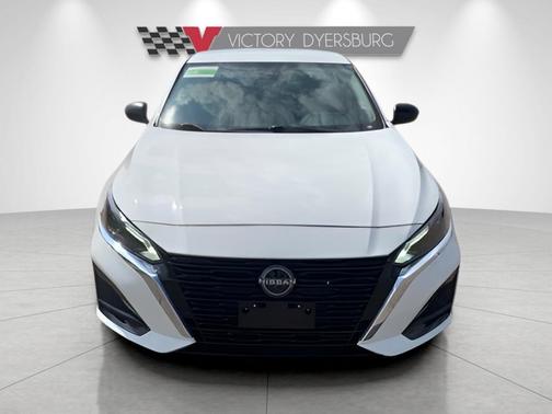 Glacier White 2025 Nissan Altima 2.5 SV