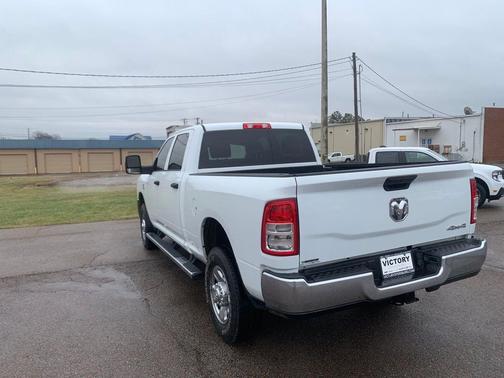 2024 RAM 2500 Tradesman Crew Cab 4x4 6'4' Box