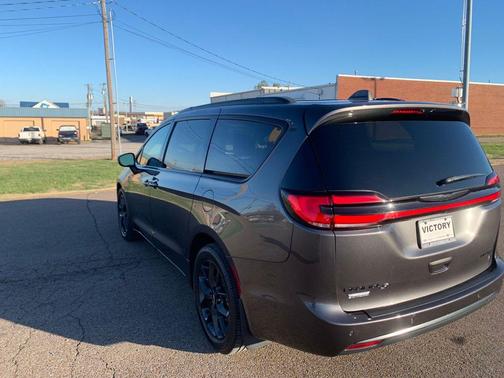 2022 Chrysler Pacifica Limited
