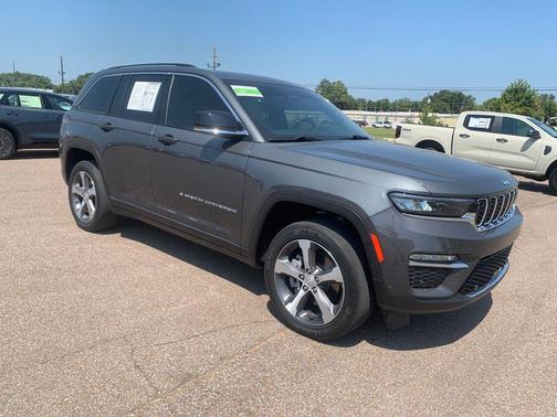 2022 Jeep Grand Cherokee 4xe Base