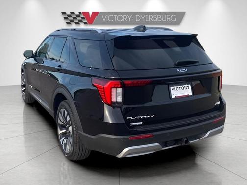 Agate Black Metallic 2026 Ford Explorer Platinum