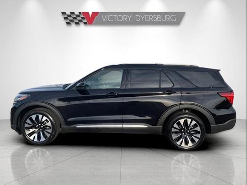 Agate Black Metallic 2026 Ford Explorer Platinum