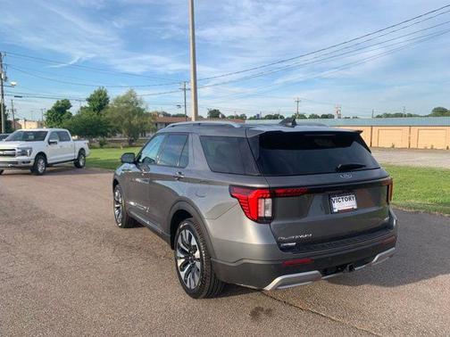 Carbonized Gray Metallic 2026 Ford Explorer Platinum