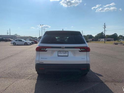 2024 Toyota Grand Highlander Hybrid XLE