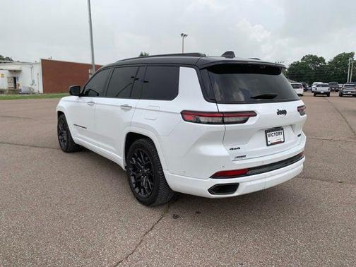 Bright White Clearcoat 2024 Jeep Grand Cherokee L Summit Reserve
