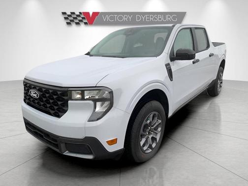 Space White Metallic 2025 Ford Maverick XLT