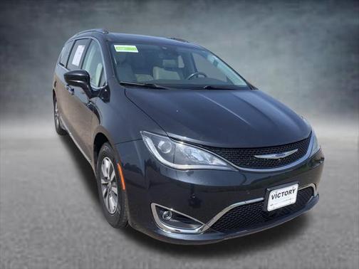 2020 Chrysler Pacifica Touring-L Plus