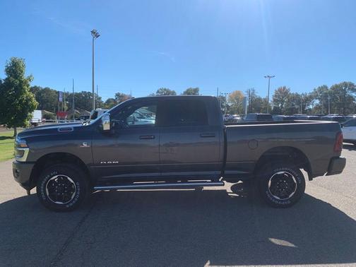 2025 RAM 2500 Laramie Crew Cab 4x4 6'4' Box